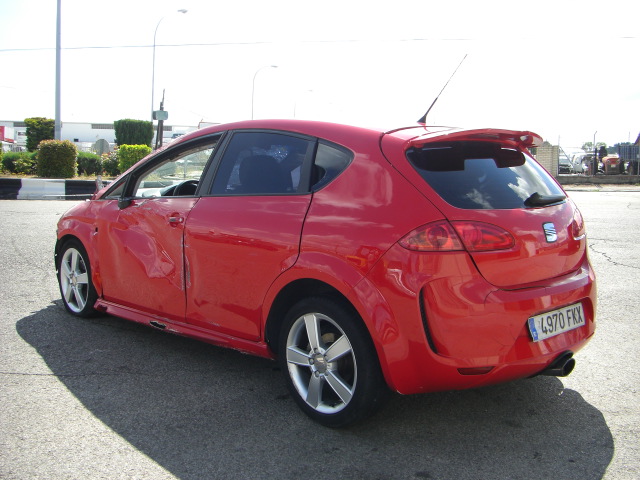 VISTA TRASERA IZQUIERDA SEAT LEON 2.0 TDI 140CV