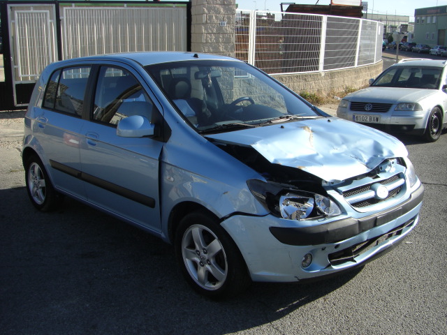 VISTA DELANTERA DERECHA HYNDAI GETZ 1.5 DCI 110CV