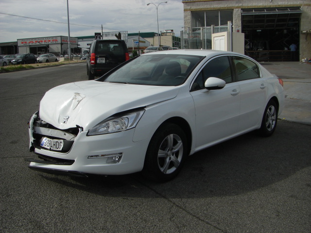 VISTA DELANTERA IZQUIERDA PEUGEOT 508 BLINE 1.6 HDI 111CV AUTOMATICO