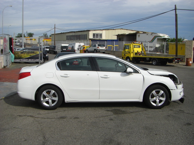 VISTA LATERAL DERECHO PEUGEOT 508 BLINE 1.6 HDI 111CV AUTOMATICO