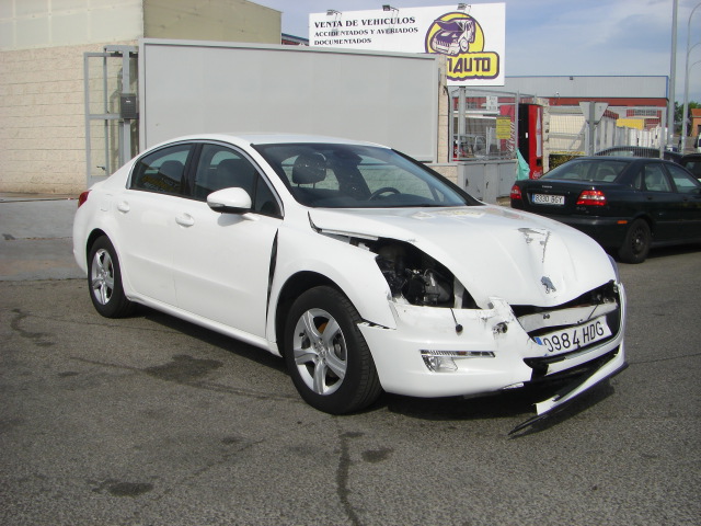 VISTA DFELANTERA DERECHA PEUGEOT 508 BLINE 1.6 HDI 111CV AUTOMATICO