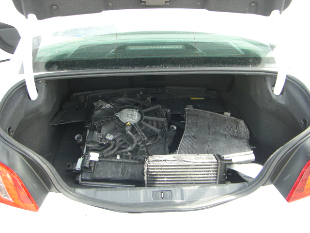 VISTA PIEZAS EN MALETEROVISTA SALPICADERO PEUGEOT 508 BLINE 1.6 HDI 111CV AUTOMATICO 