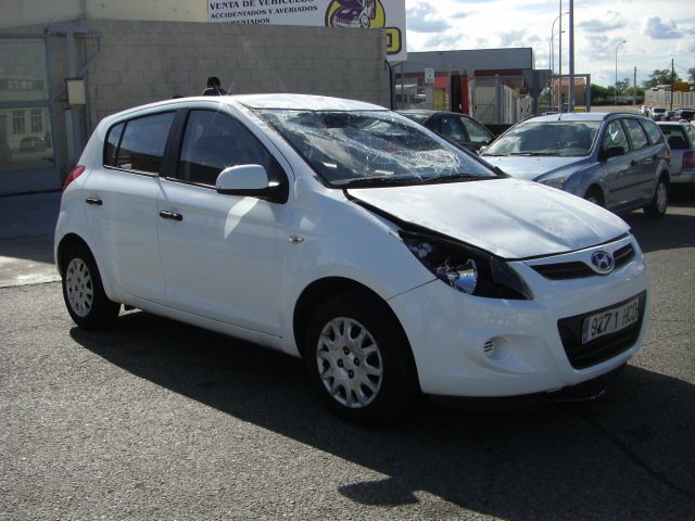 VISTA DELANTERA DERECHA HYNDAI I-20 CLASSIC 1.4 CRDI 75CV