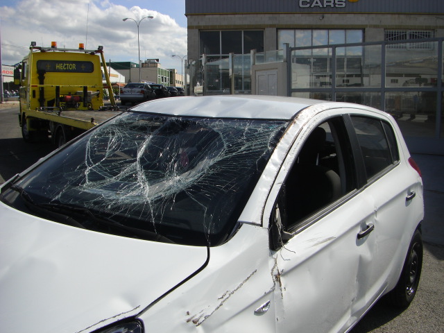 VISTA DAÑOS TECHO HYNDAI I-20 CLASSIC 1.4 CRDI 75CV