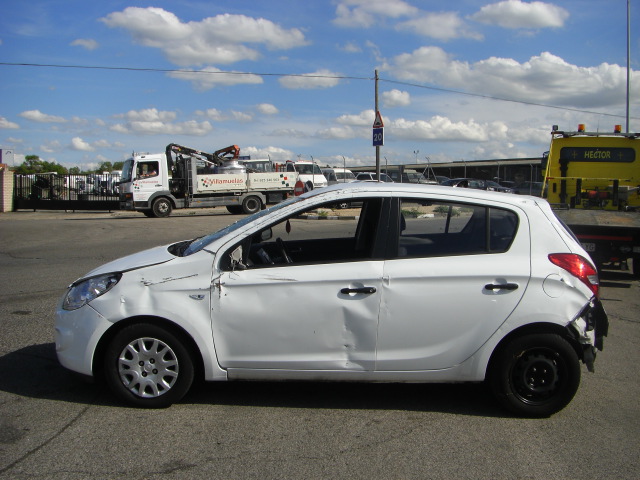 VISTA LATERAL IZQUIERDO HYNDAI I-20 CLASSIC 1.4 CRDI 75CV