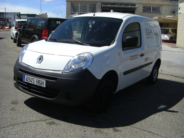 VISTA DELANTERA IZQUIERDA RENAULT KANGOO 1.5 DCI 70CV FURGON 
