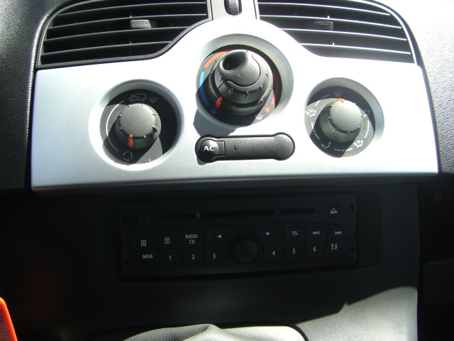 VISTA CD Y A/C RENAULT KANGOO 1.5 DCI 70CV FURGON 