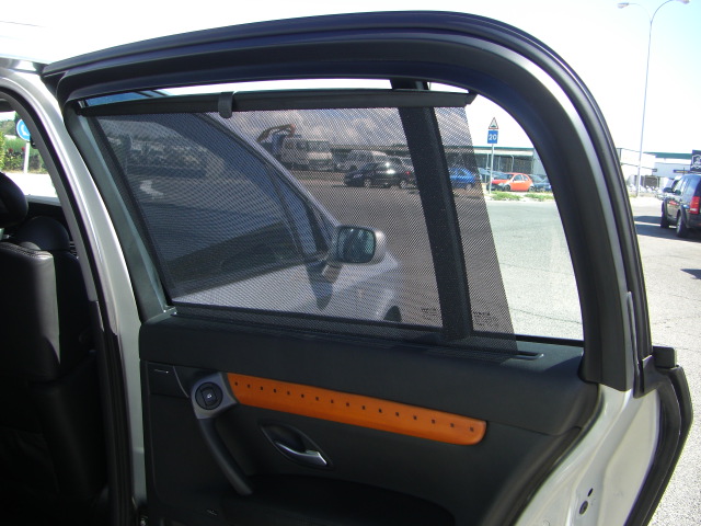 VISTA CORTINAS TRASERAS VISTA DELANTERA DERECHA RENAULT VELSATIS 3.0 CDTI 177CV AUTOMATICO