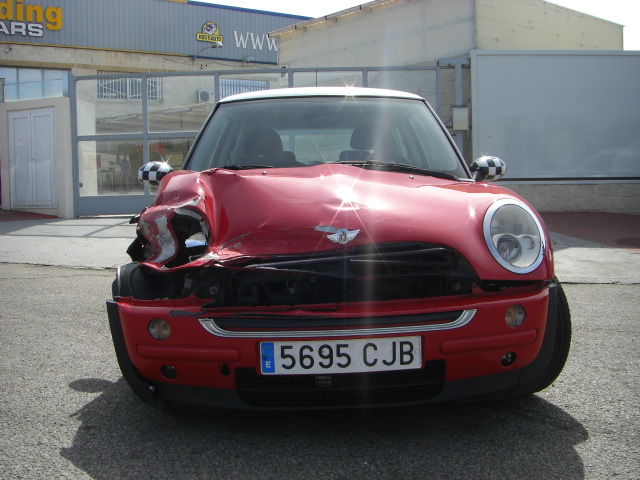 VISTA DELANTERA MINI ONE 1.4 D 75CV 6V