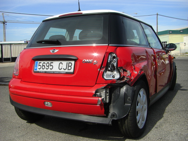 VISTA GOLPE TRASERO MINI ONE 1.4 D 75CV 6V