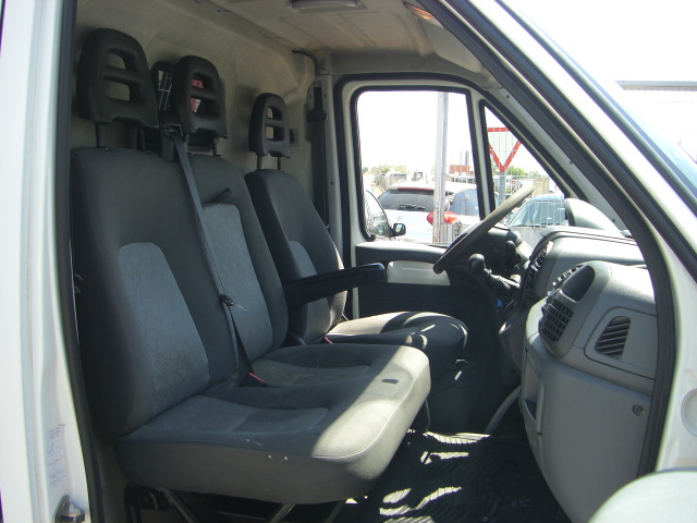 vista interior derecho CITROEN JUMPER FURGON 2.2 HDI 100CV