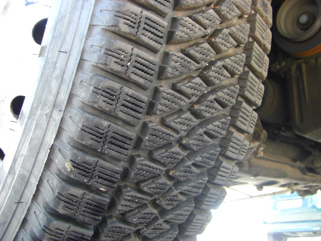 vista estado neumaticos CITROEN JUMPER FURGON 2.2 HDI 100CV