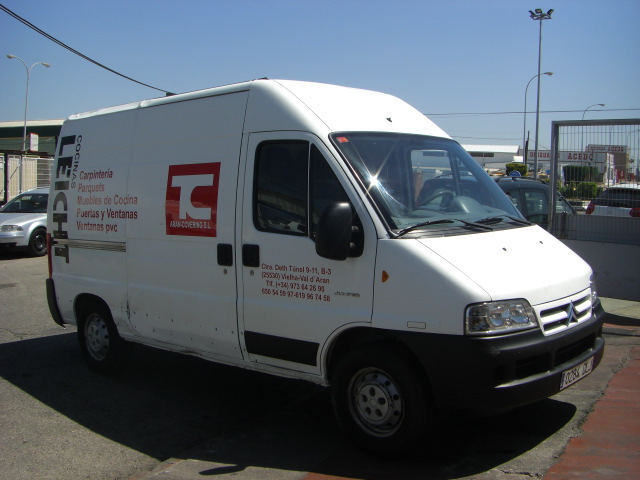 vista delantera derecha CITROEN JUMPER FURGON 2.2 HDI 100CV