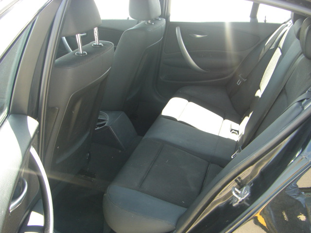 vista interior trasero BMW 118D PACK M 2.0 143CV AUTOMATICO