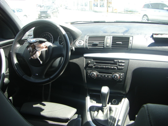 vista salpicadero BMW 118D PACK M 2.0 143CV AUTOMATICO