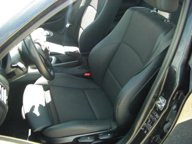 vista interior izquierdo BMW 118D PACK M 2.0 143CV AUTOMATICO
