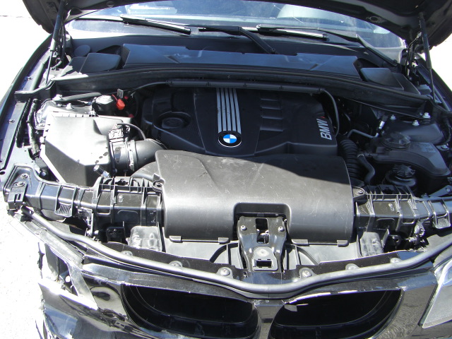 vista motor BMW 118D PACK M 2.0 143CV AUTOMATICO