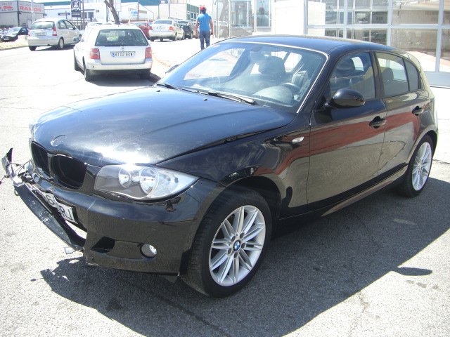 vista delantera izquierda BMW 118D PACK M 2.0 143CV AUTOMATICO