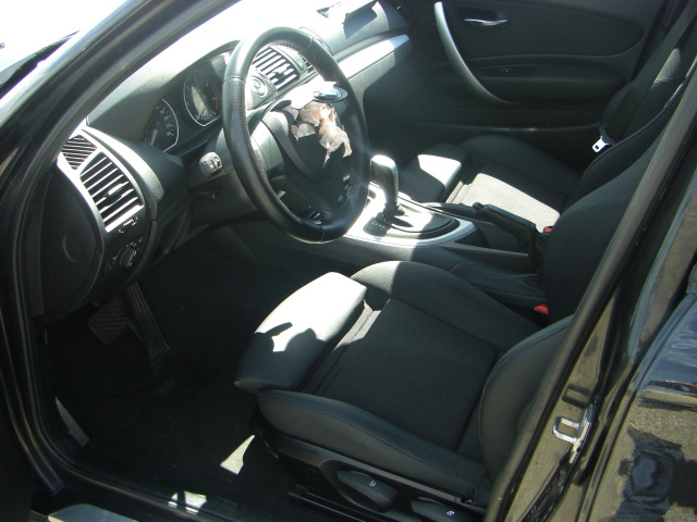 vista interior izquierdo BMW 118D PACK M 2.0 143CV AUTOMATICO