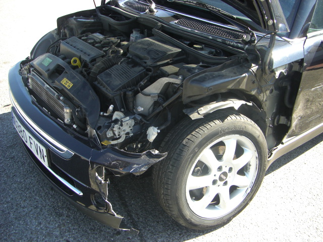 vista motor lado golpe MINI COOPER CABRIO 1.6 GASOLINA 115CV AUTOMATICO