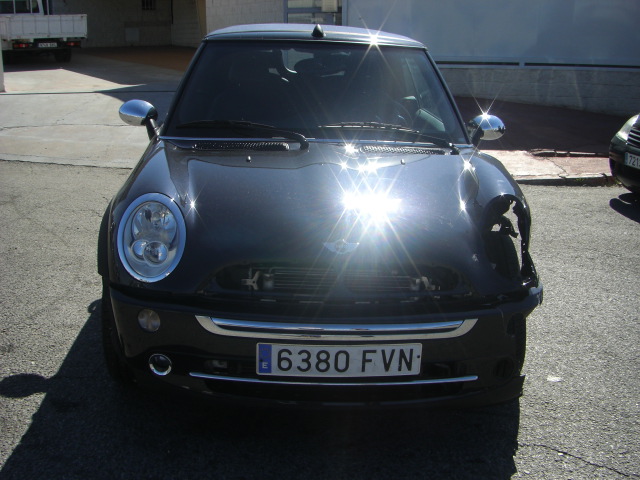 vista delantera MINI COOPER CABRIO 1.6 GASOLINA 115CV AUTOMATICO