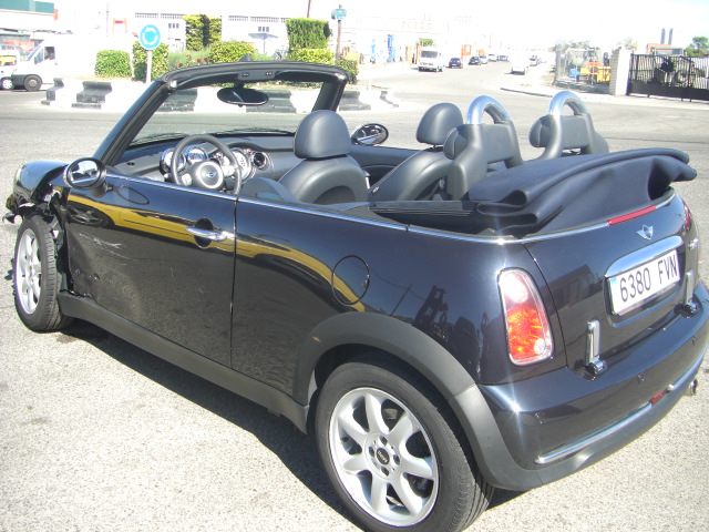 vista trasera izquierda descapotado MINI COOPER CABRIO 1.6 GASOLINA 115CV AUTOMATICO