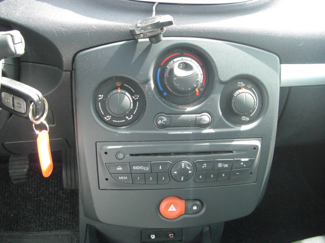 vista cd y a/c RENAULT CLIO GRAND TOUR 1.5 DCI 86CV