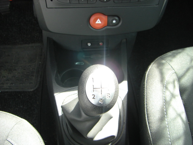 vista cambio RENAULT CLIO GRAND TOUR 1.5 DCI 86CV