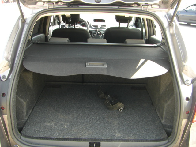 vista interior RENAULT CLIO GRAND TOUR 1.5 DCI 86CV