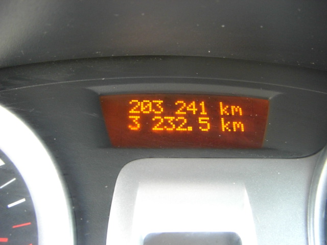 vista km RENAULT CLIO GRAND TOUR 1.5 DCI 86CV