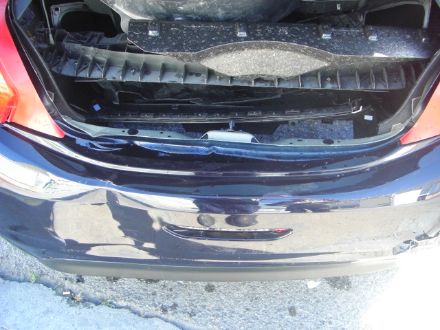 vista daños interior trasero PEUGEOT 208 E STYLE 1.6 HDI 92CV