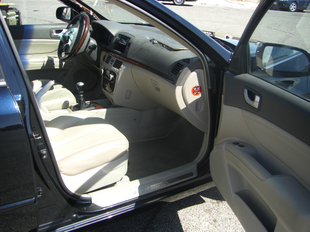 vista interior derecho HYNDAI SONATA 2.0 CRDI 140CV