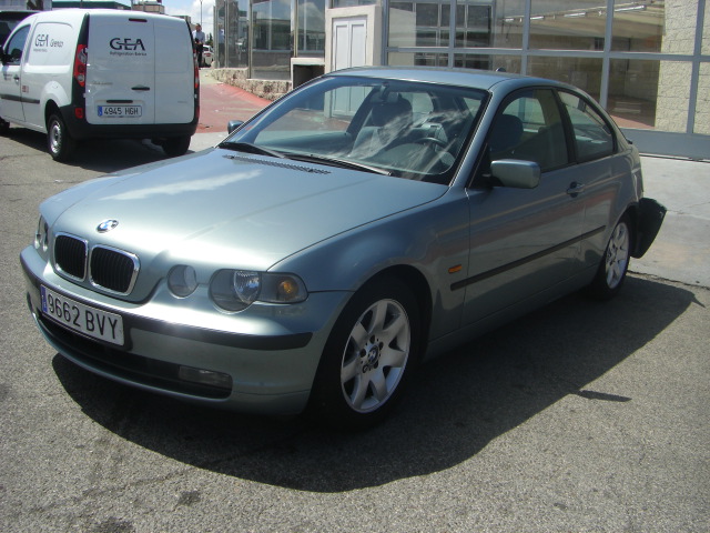 vista delantera izquierda BMW 318 TI COMPAQ 2.0 AUTOMATICO 143CV