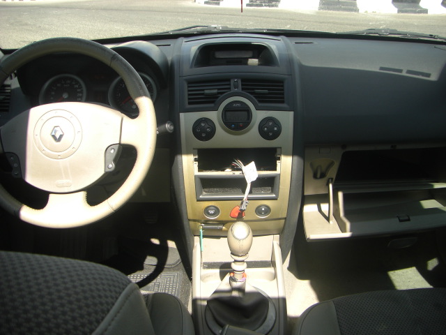 vista salpicadero RENAULT MEGANE 1.9 DCI 120CV