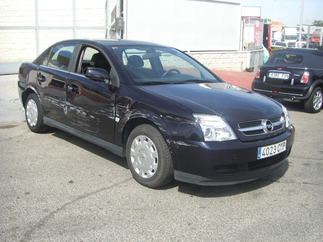 vista delantera derecha OPEL VECTRA 1.9 CDTI 150CV