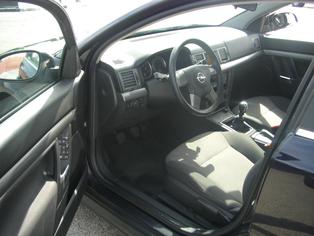 vista interior izquierdo OPEL VECTRA 1.9 CDTI 150CV