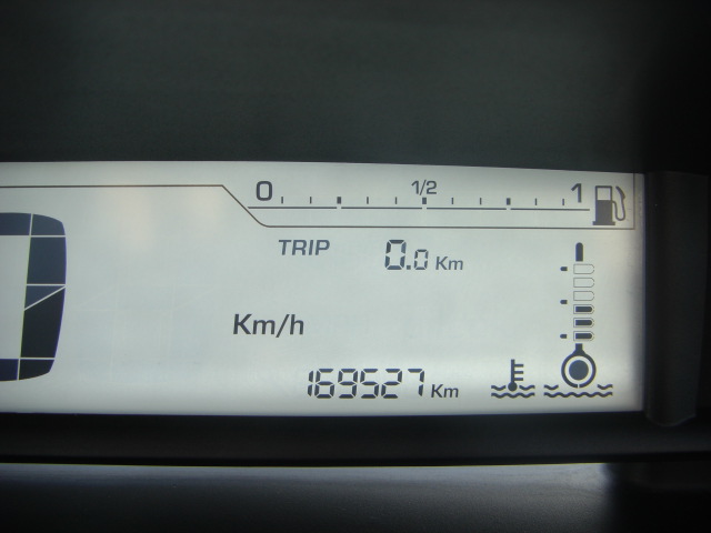 vista km CITROEN C-4 1.6 HDI LX 90CV