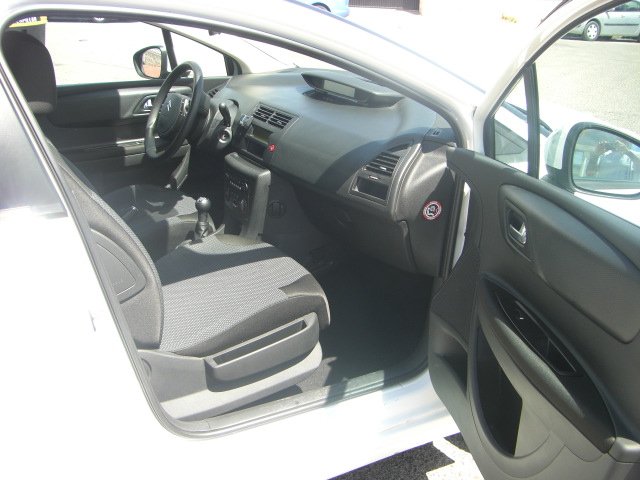 vista interior derecho CITROEN C-4 1.6 HDI LX 90CV
