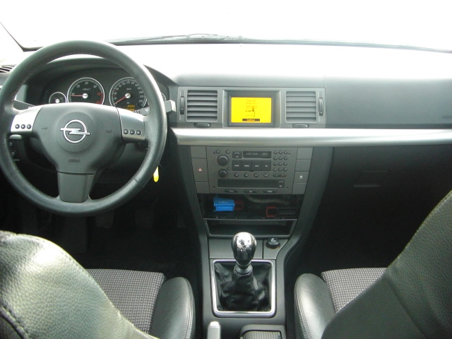 vista salpicadero OPEL VECTRA 2.2 GTS 125CV