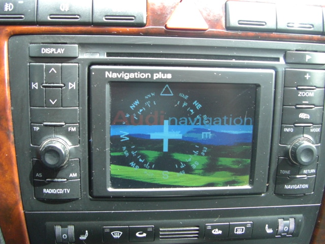vista navegador AUDI A-8 2.5 TDI 150CV
