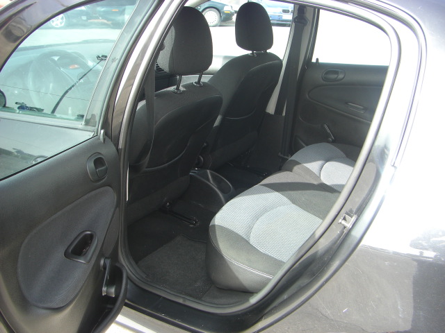 vista interior trasero PEUGEOT 206 1.4 XLINE 68CV
