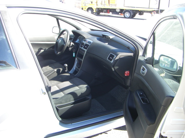 vista interior derecho PEUGEOT 307 SW 1.6 XR PLUS HDI 110CV