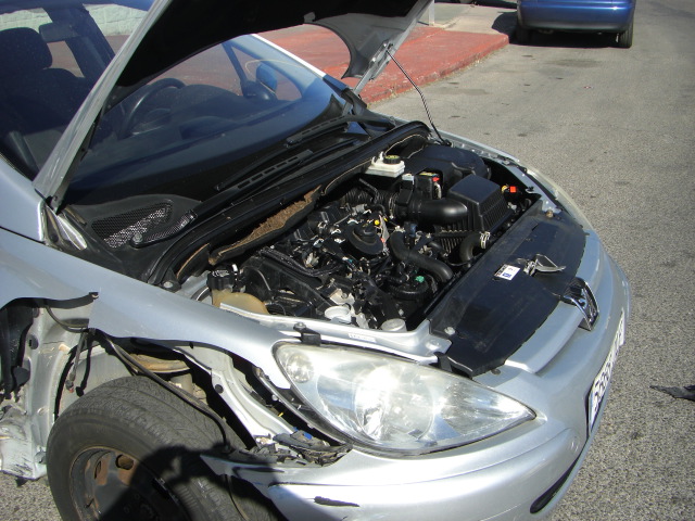 vista motor lado golpe PEUGEOT 307 SW 1.6 XR PLUS HDI 110CV