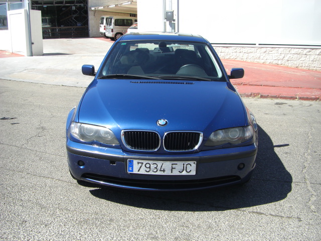 vista delantera BMW 320D 2.0 150CV AUTOMATICO