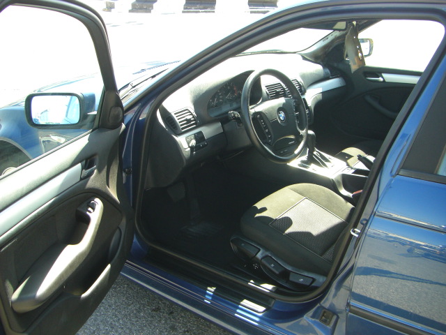vista interior izquierdo BMW 320D 2.0 150CV AUTOMATICO