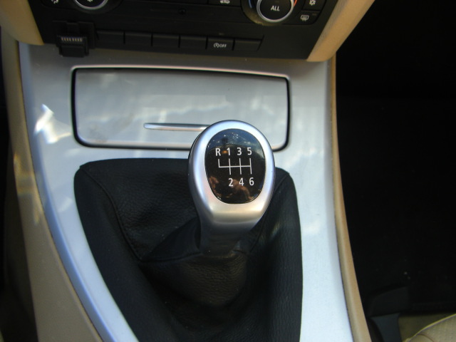 vista cambio BMW 318D 2.0 143CV