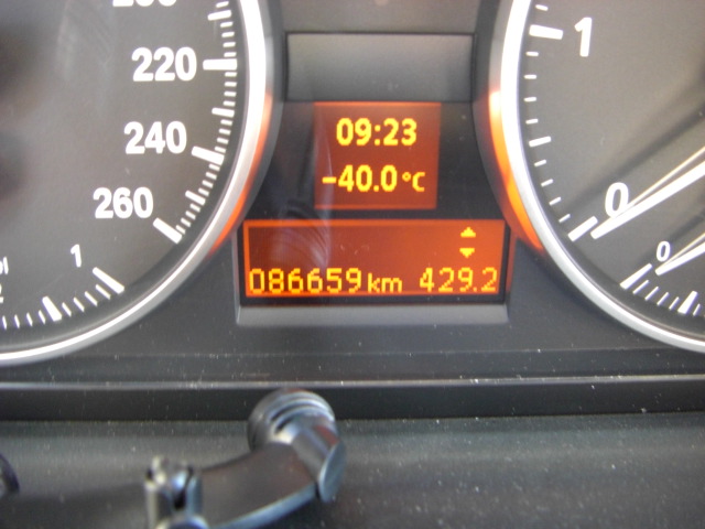 vista km BMW 318D 2.0 143CV