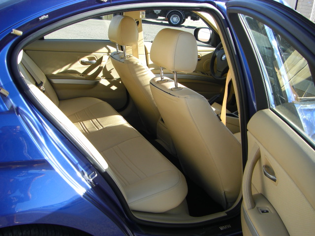 vista interior trasero 2 BMW 318D 2.0 143CV