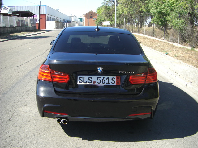 vista trasera BMW 330D 3.0 258CV PACK M AUTOMATICO