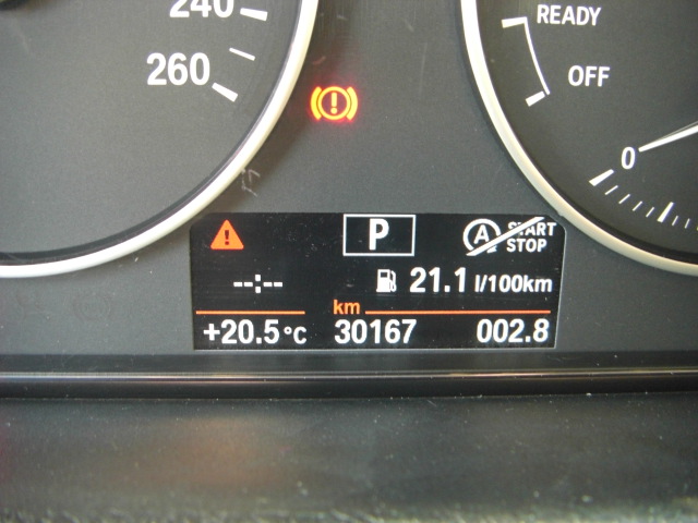 vista km BMW 330D 3.0 258CV PACK M AUTOMATICO